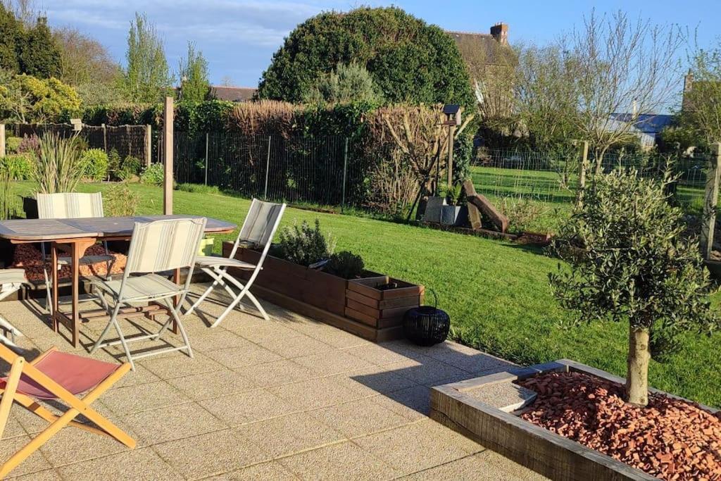 Maison Recente Avec Jardin. Plourhan エクステリア 写真